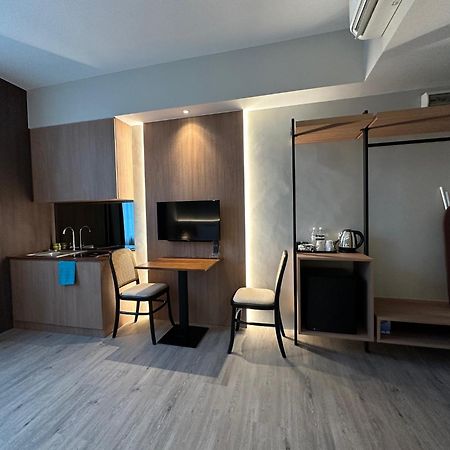 Roxy Hotel Aiman Kuching Exteriör bild
