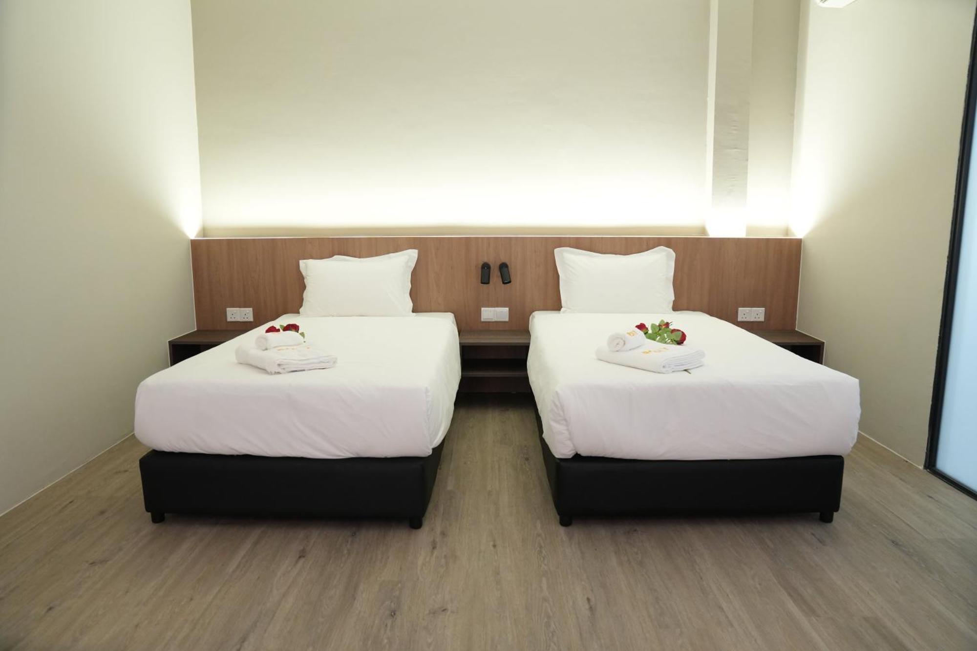 Roxy Hotel Aiman Kuching Exteriör bild