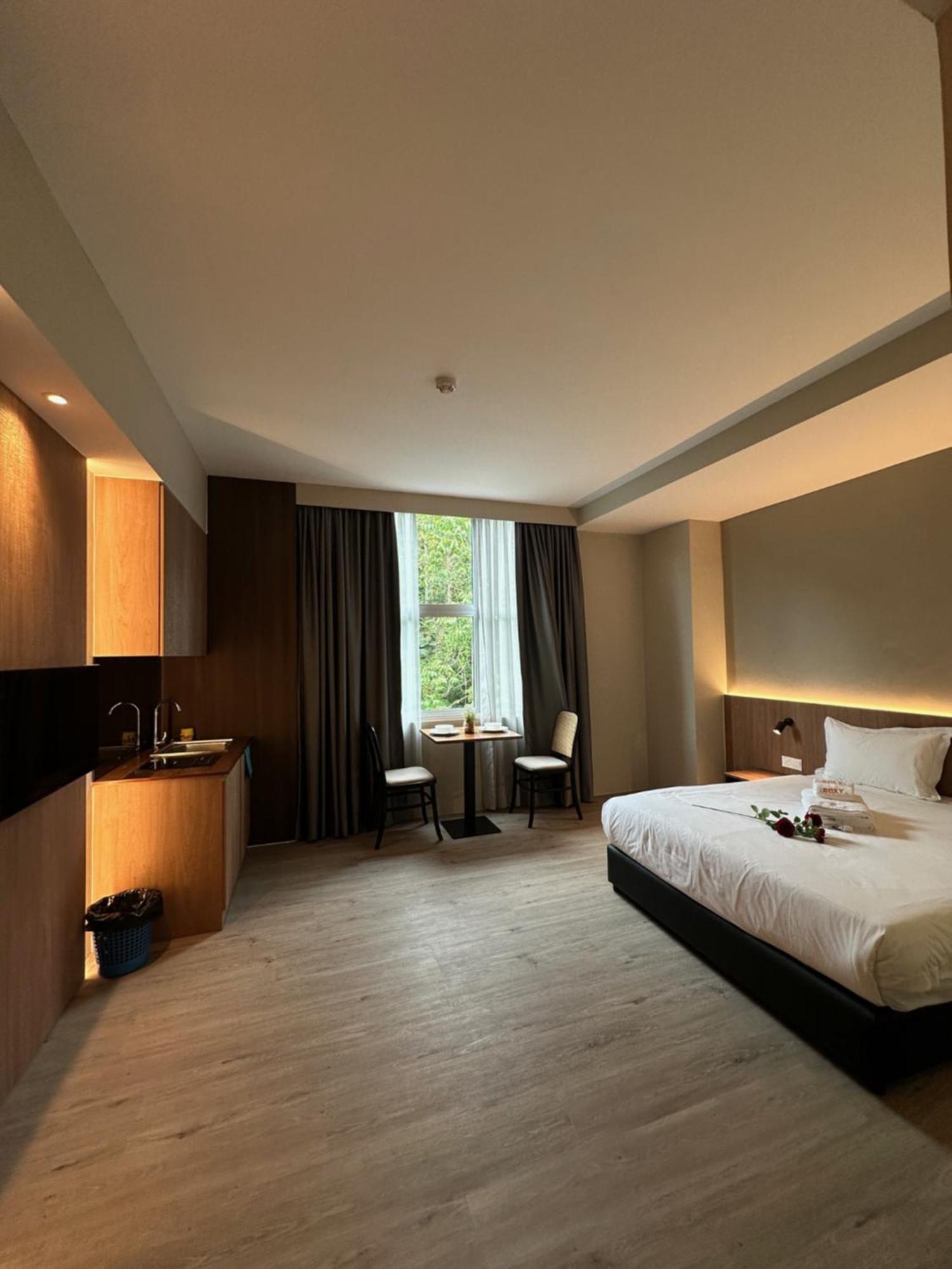 Roxy Hotel Aiman Kuching Exteriör bild