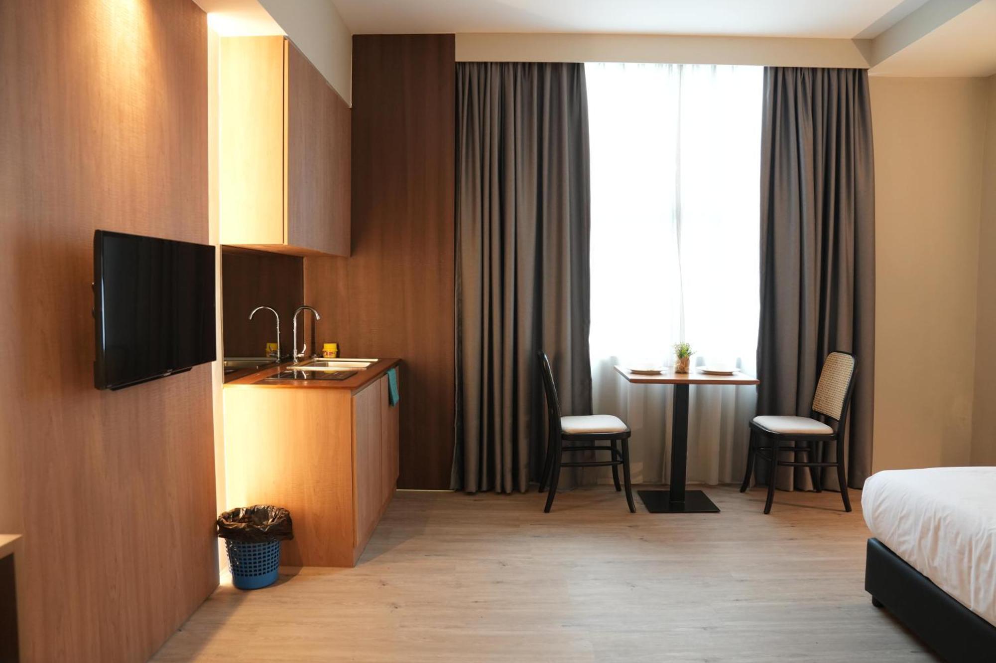 Roxy Hotel Aiman Kuching Exteriör bild