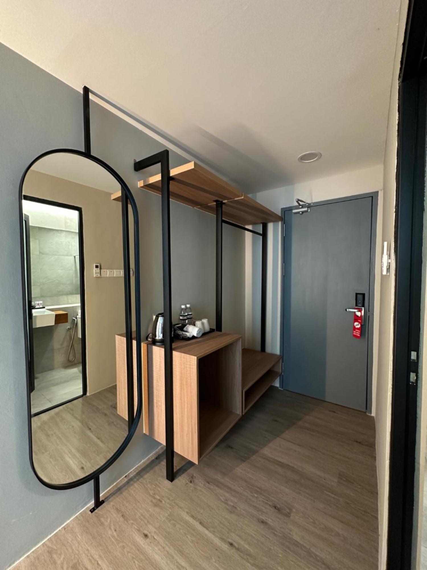 Roxy Hotel Aiman Kuching Exteriör bild
