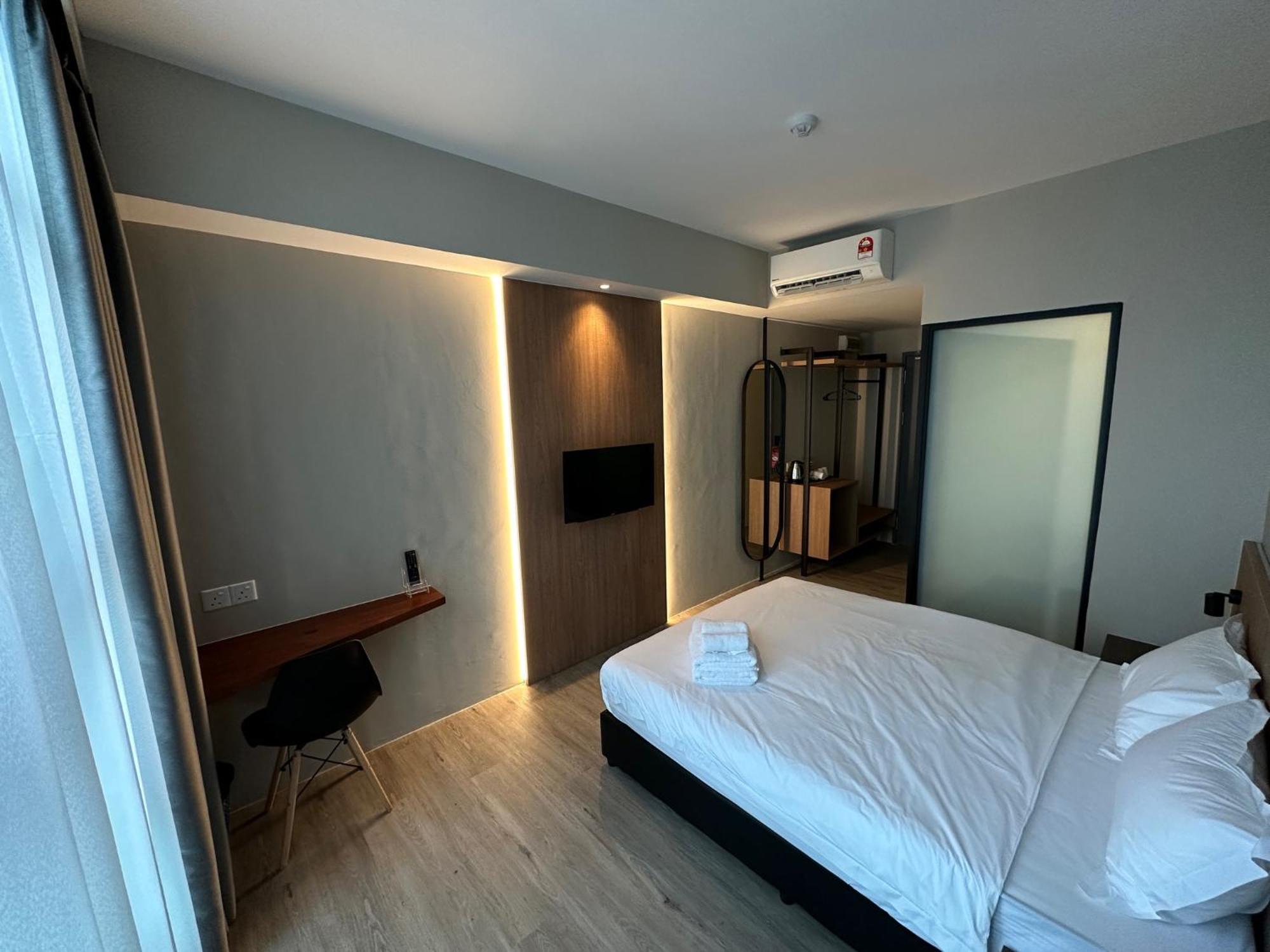 Roxy Hotel Aiman Kuching Exteriör bild