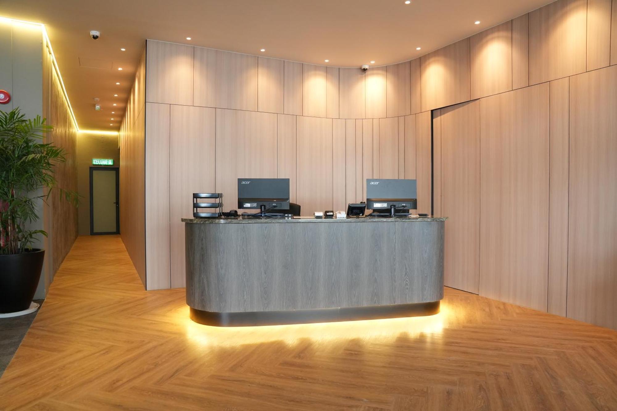 Roxy Hotel Aiman Kuching Exteriör bild